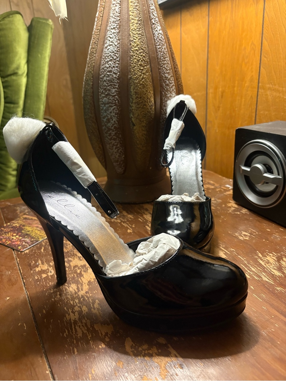 Y2K Leg avenue Women’s Black Patent High Heel Playboy bunny